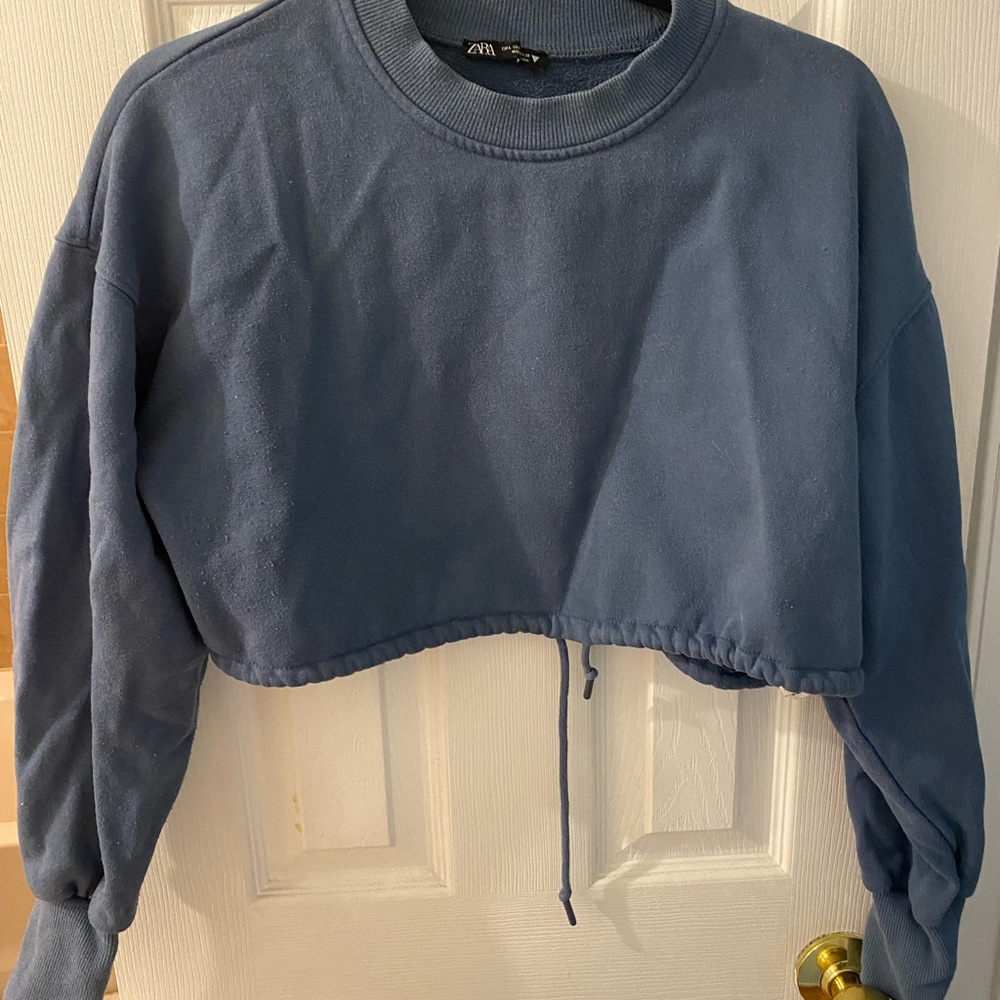 Zara Blue Cropped Sweatshirt